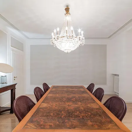 아파트 Aida Luxury Penthouse 바리